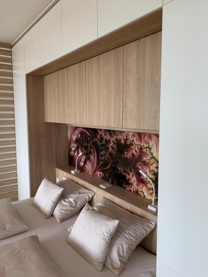 Sxrd Luxus Apartmanok Szekszard Luaran gambar